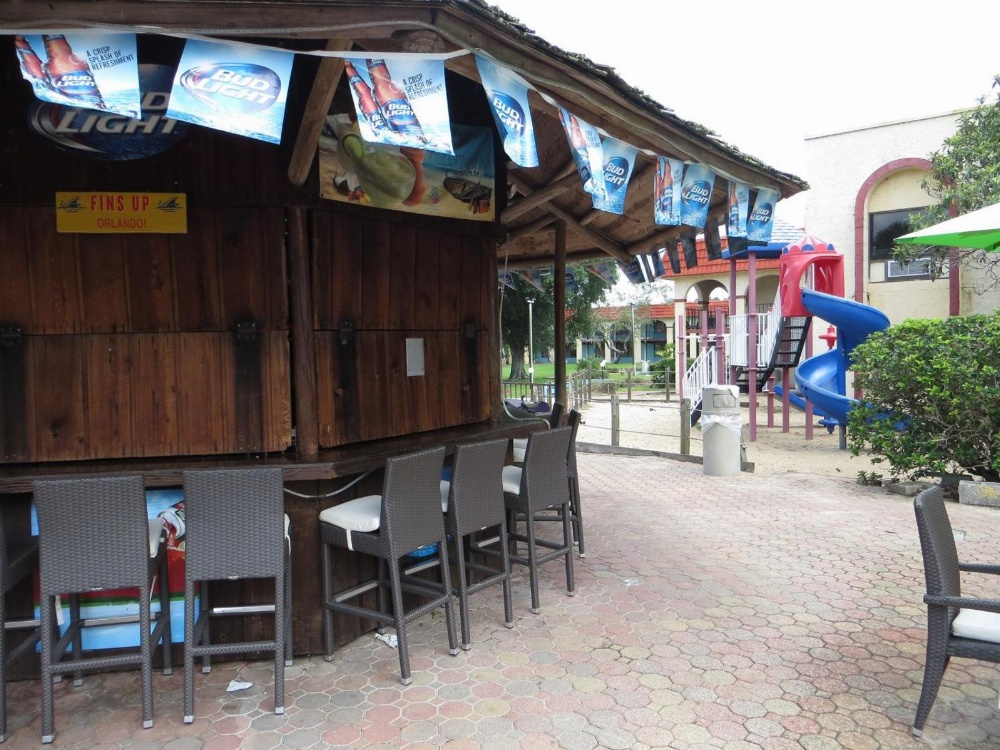 Maingate Lakeside Resort